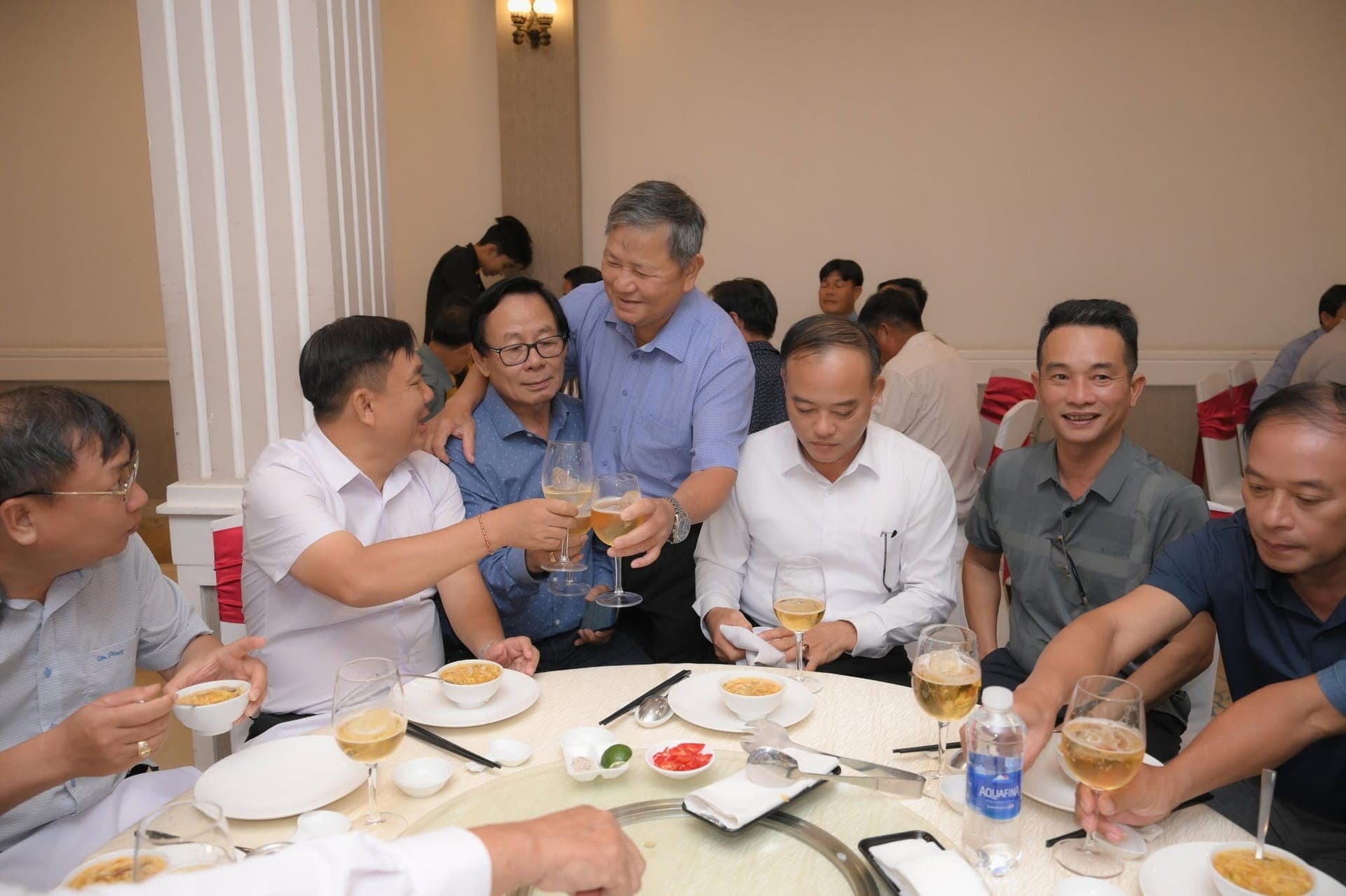 Bữa tiệc thân mật – không khí ấm áp trong Lễ ra mắt Hội